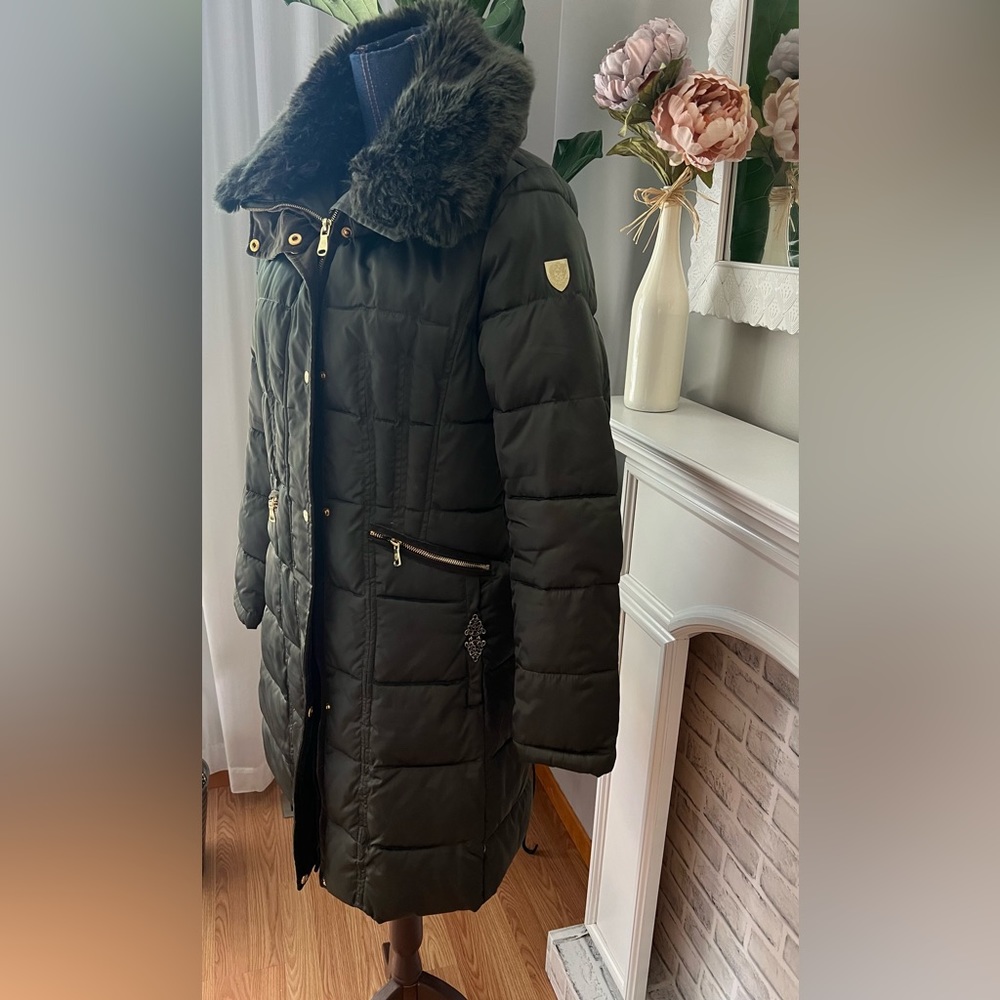 Vince Camuto Puffer Coat size medium